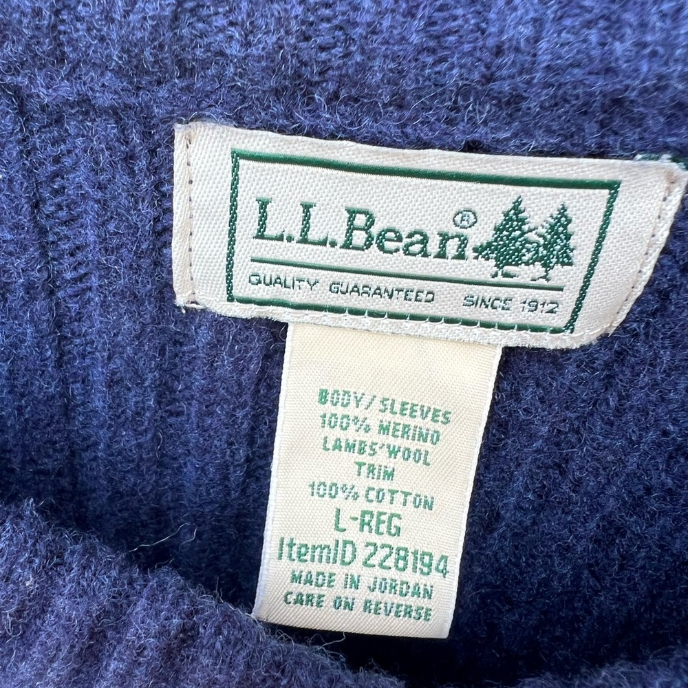 VTG LL Bean Men’s L Blue Merino Wool Commando Pullover Sweater Patches - Picture 2 of 6